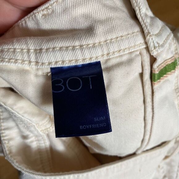 Anthropologie Pilcro Ivory/Cream Slim Boyfriend Tall Jeans With Colorful Embroid - Picture 12 of 16